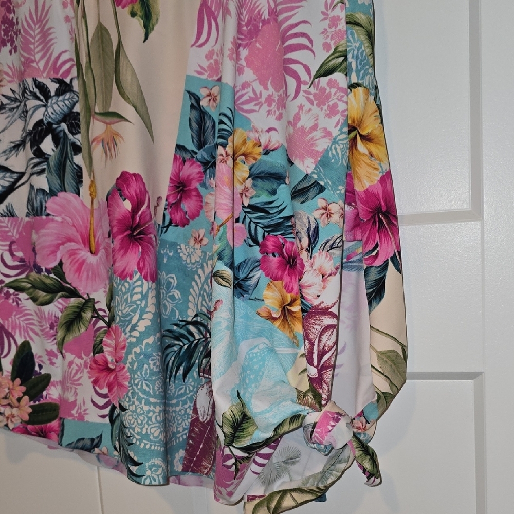 Torrid Floral V-Neck Bikini Set - Picture 8 of 12